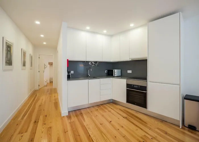 Sunshine House - Exclusive Apartment - Home By The Castle